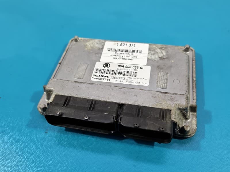 Komputer Sterownik silnika Skoda Octavia II 1,6 8V 06A906033CL