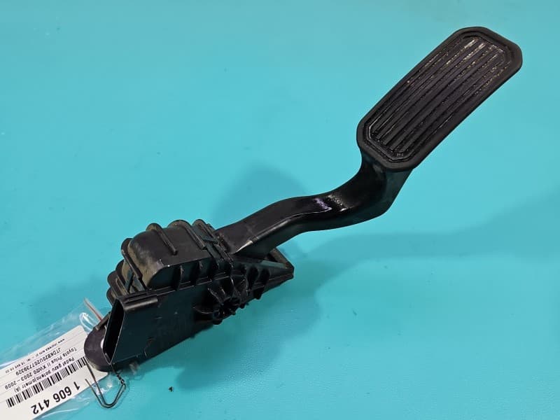 Pedał gazu potencjometr Toyota Prius II XW20 03- 1,5 16V 78120-47050
