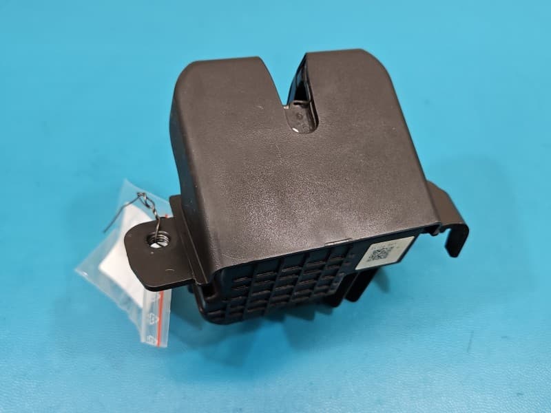 Zamek klapy tył Kia Sorento III 14-20 HB 6 PIN LKQP0158 81230-C5100
