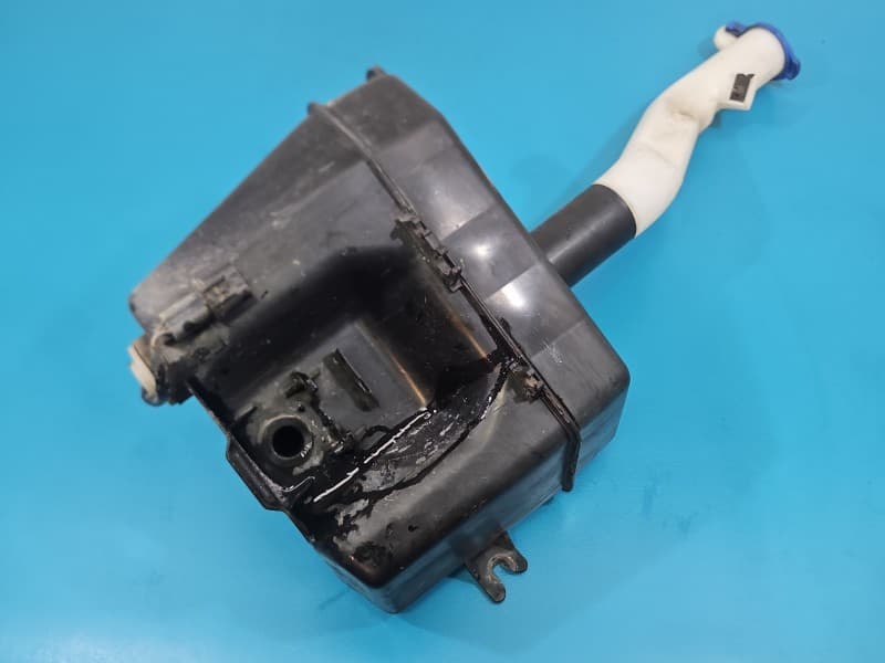 Zbiornik Zbiorniczek płynu spryskiwacza Kia Sportage II 04-10 98610-1F003