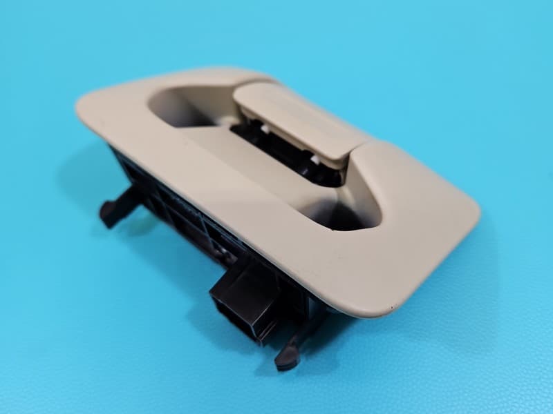 Przełącznik hamulca ręcznego VOLVO S60 II 10- 31433501