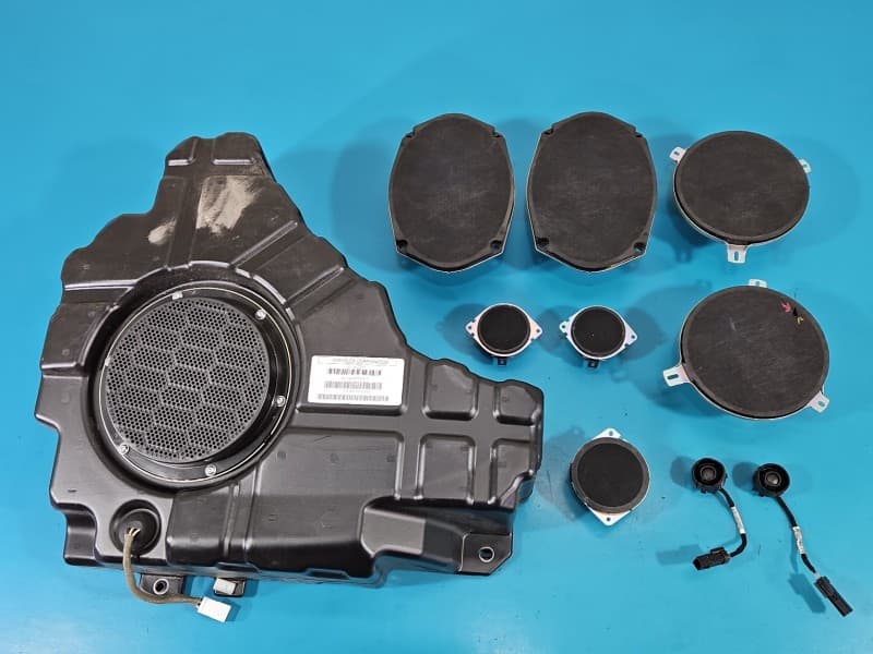 Głośniki komplet Jeep Grand Cherokee IV WK2 05064358AB 05064551AB