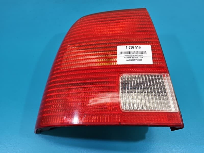 Lampa tył lewa błotnika Vw Passat B5 sedan EUROPA 3B5945095F