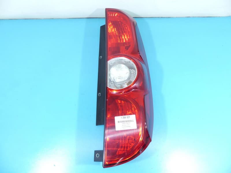 Lampa tył prawa błotnika Fiat Doblo II 10- HB EUROPA 00518305640