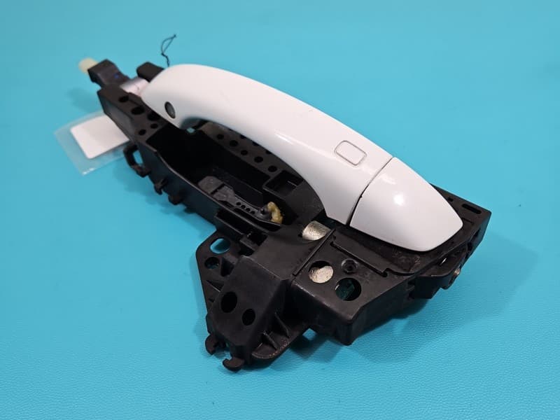 Klamka tył lewa zewnętrzna AUDI A6 C7 4H0837885 LY9C
