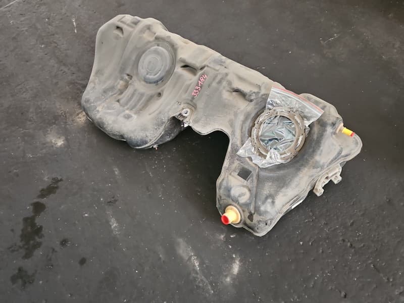 Zbiornik paliwa bak Bmw F32 F33 F36 2,0 T 7326895