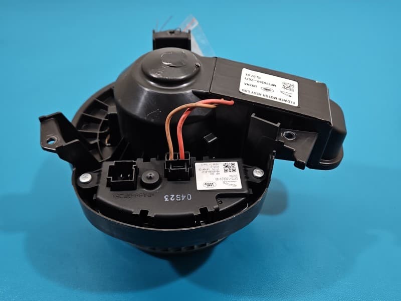 Dmuchawa nawiewu wentylator Jaguar XE X760 europa GX73-19E624-AA