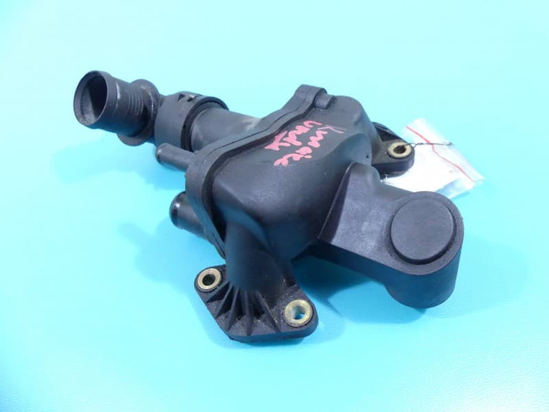 Obudowa Land Range Rover sport I L320 3,0 D V6 306DT 4H2Q-8592-BF Termostatu