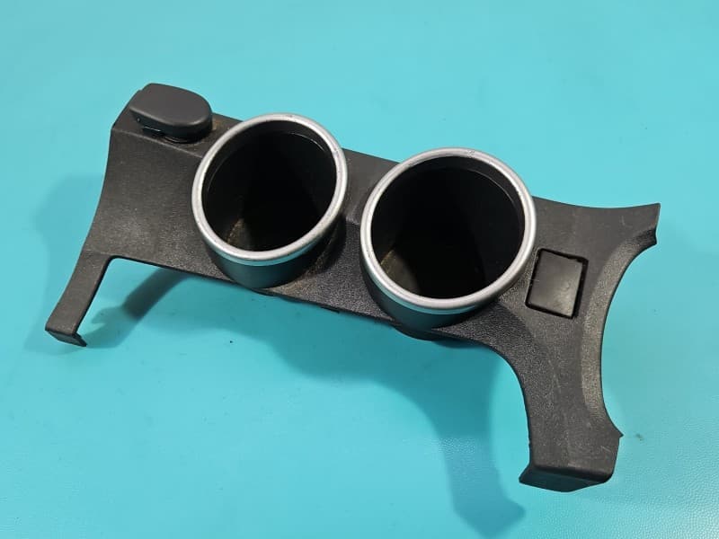 Uchwyt na napoje kubek CUP HOLDER Toyota Verso 09- 58821-0F020