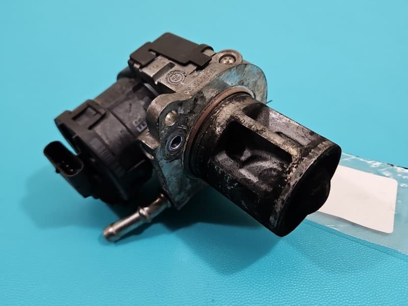 Zawór egr Mercedes CLS II C218 W218 218 3,0 cdi 642853 A6421401060 AR0009