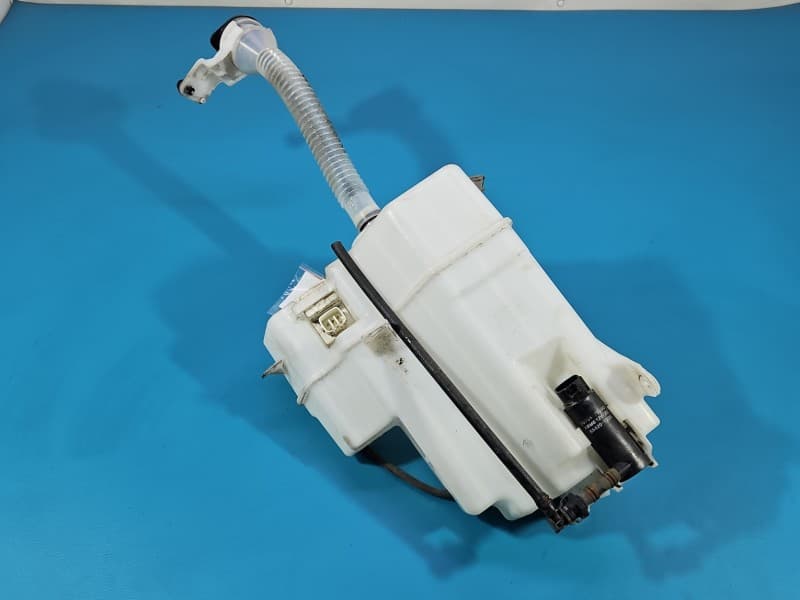 Zbiornik Zbiorniczek płynu spryskiwacza Toyota Rav4 IV 060851-422