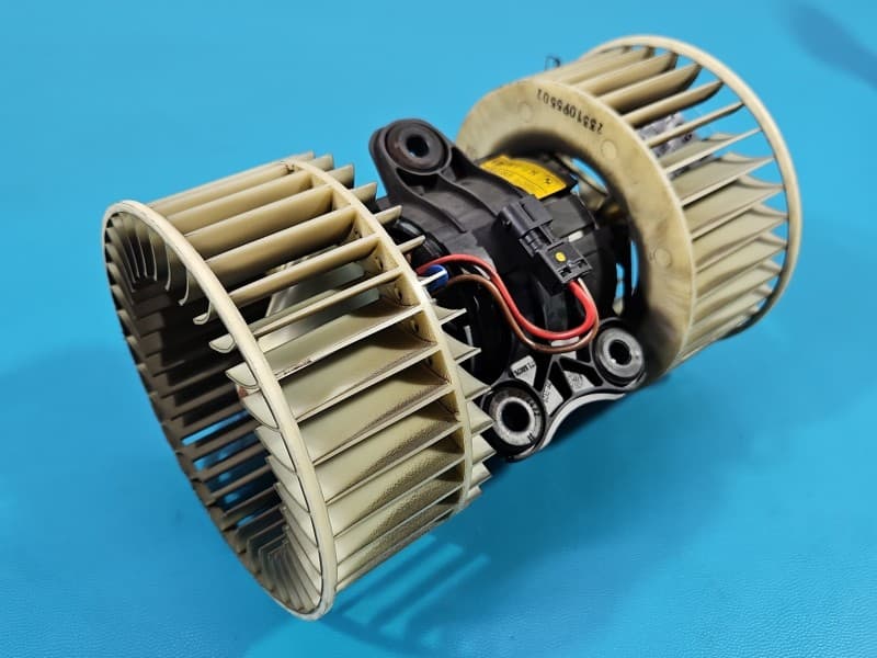 Dmuchawa nawiewu wentylator Land Range Rover III L322 01-12 europa 8385558