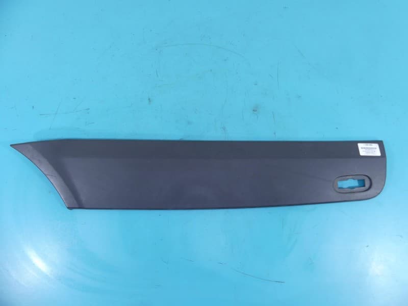 Osłona ZAŚLEPKA PLASTIK LISTWA BOCZNA LEWY TYŁ Mercedes Sprinter II 906 A9066901582 A9066901962