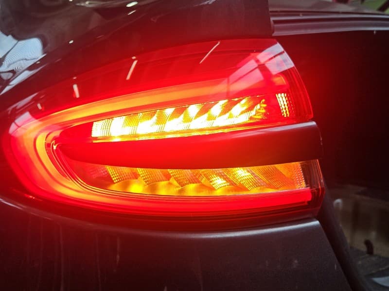 Lampa tył lewa błotnika Ford Fusion USA 12-20 sedan EUROPA HS73-13405-AB