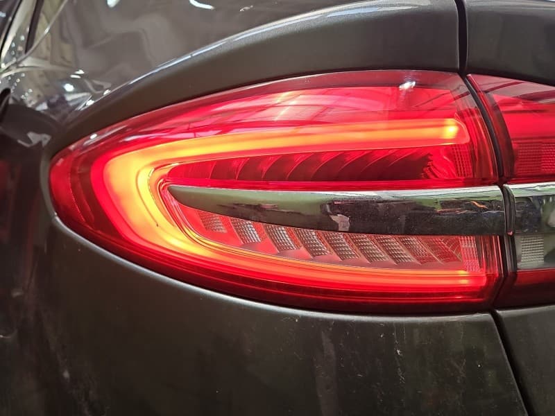 Lampa tył lewa błotnika Ford Fusion USA 12-20 sedan EUROPA