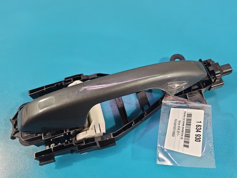 Klamka tył prawa zewnętrzna Volvo XC40 30747097 74-600 FOREST LAKE