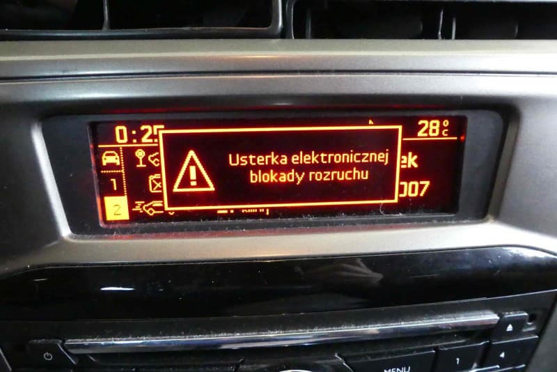 Wyświetlacz monitor Peugeot 301 9813760080