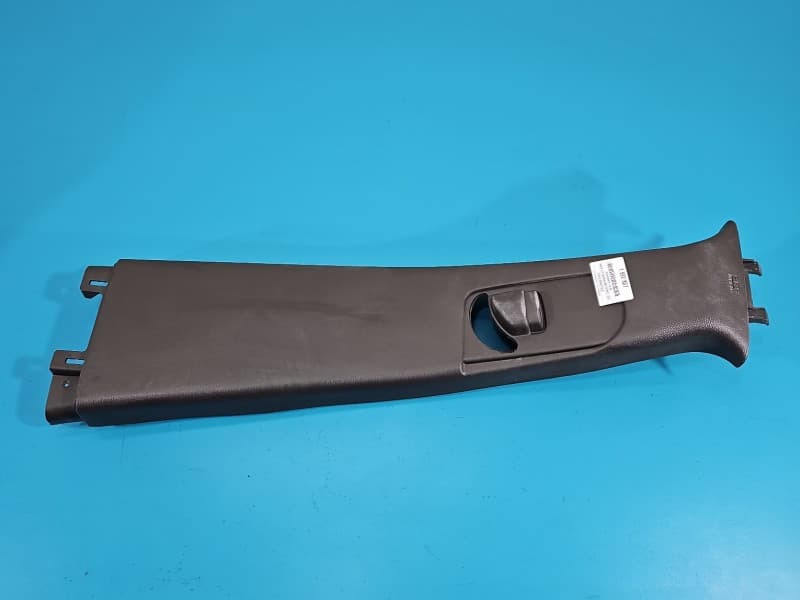 Osłona ZAŚLEPKA PLASTIK OSŁONA SŁUPKA LEWA Jeep Grand Cherokee IV WK2 5VP05LU5AC
