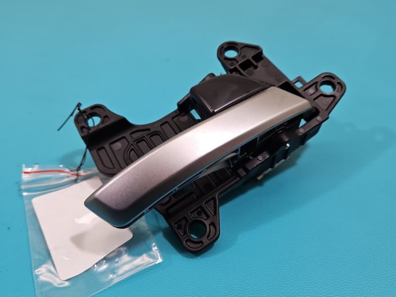 Klamka wewnętrzna tył prawa Hyundai Elantra VI 15-20 191022111P