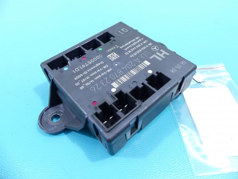 Sterownik moduł lewy tył DRZWI Mercedes W204 A2048702326
