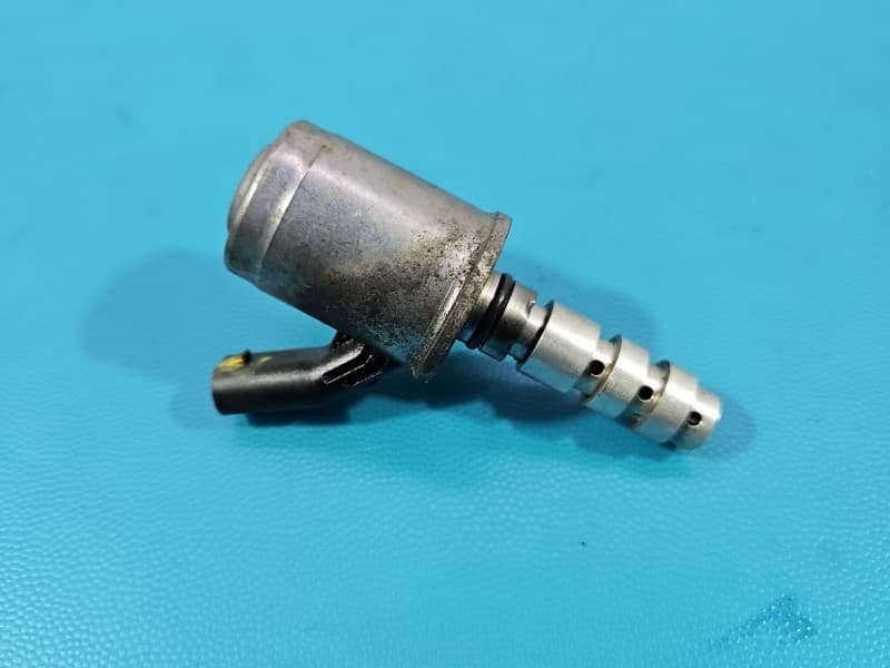 Zawór pozostałe AUDI Q5 8R 08- 04L906455A 2,0 tdi