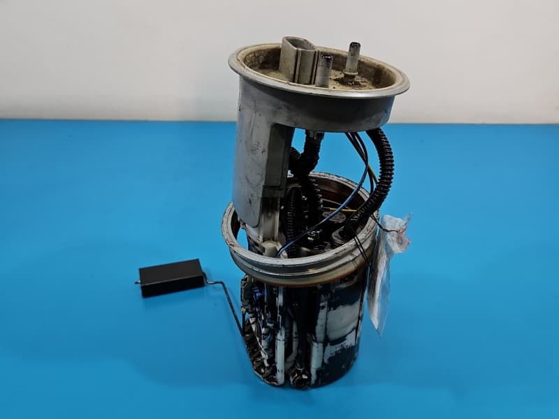 pompka Pompa paliwa Vw Passat B5 1,9 tdi 3B0919050B 4pin