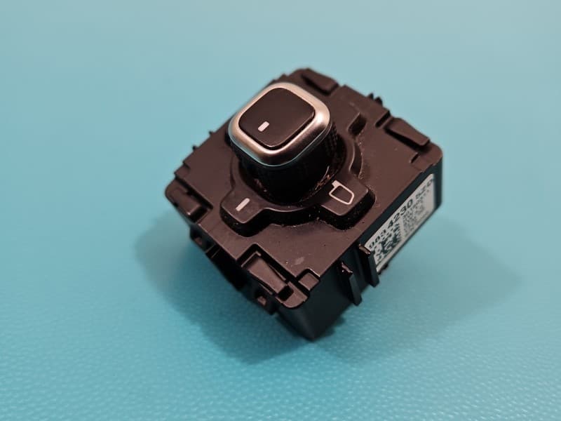 Przełącznik szyb Opel Astra VI L 3 PIN EU 98342305ZD 30160311