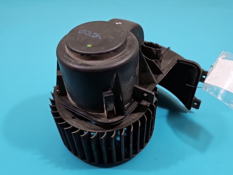 Dmuchawa nawiewu wentylator Vw Transporter T5 europa 7E1819021A