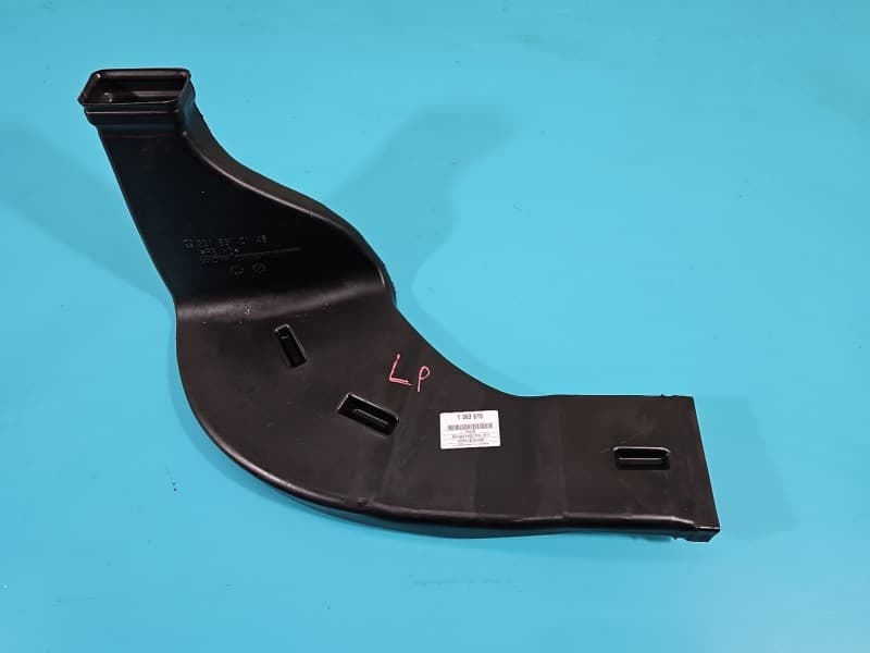 KIEROWNICA Wlot powietrza Mercedes W221 3,0 CDI 2218310146