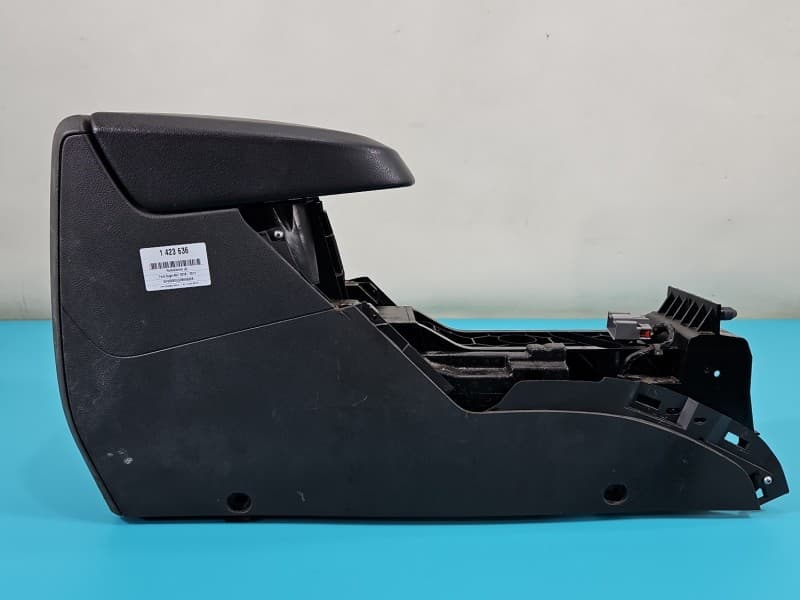 Podłokietnik TUNEL Ford Kuga Mk1 I 08-13 R045M62 EUROPA
