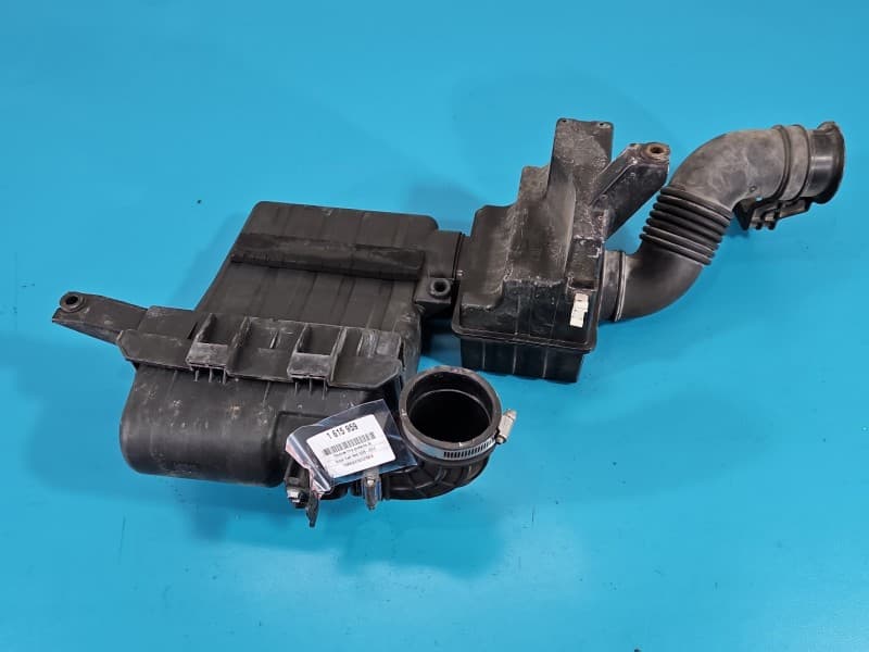 Obudowa filtra powietrza Suzuki Swift Mk6 1,6 16V 63J-A01