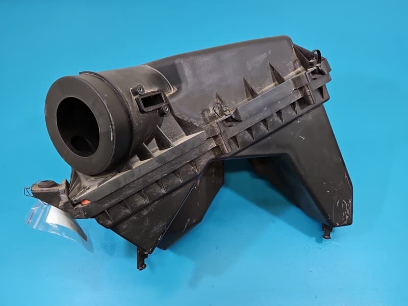 Obudowa filtra powietrza Opel Insignia B 1,5 T 84172946