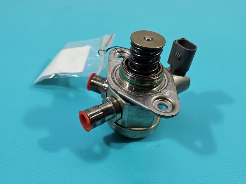 pompka Pompa paliwa Mercedes CLS II C218 W218 218 4,7 V8 278922 A2780700101 0261520058 WYSOKIEGO CIŚNIENIA