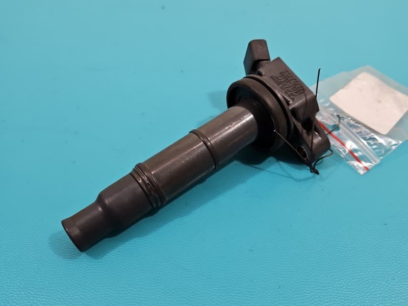 Cewka zapłonowa Toyota Camry VI XV30 01- 2,4 VVti DENSO 4 PIN 90080-19023