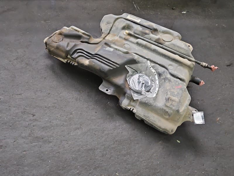 Zbiornik paliwa bak Mercedes Citan W415 12- 1,5 cdi