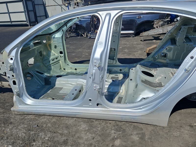 Próg lewy SŁUPEK ŚRODKOWY B Fiat Tipo II 15- HB 5d 612/A