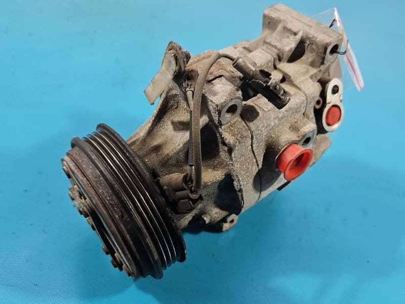Sprężarka klimatyzacji kompresor Toyota Yaris I 1,0 vvti 447220-6252