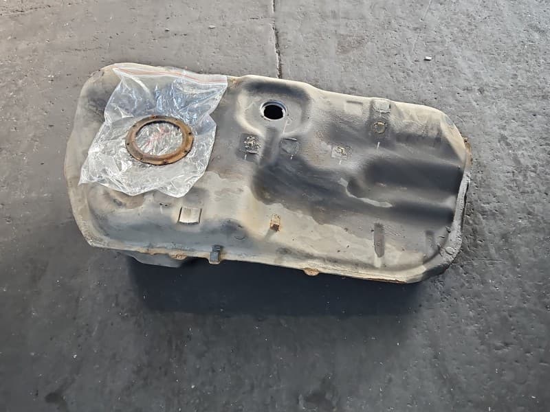 Zbiornik paliwa bak Hyundai Ix35 1,7 crdi