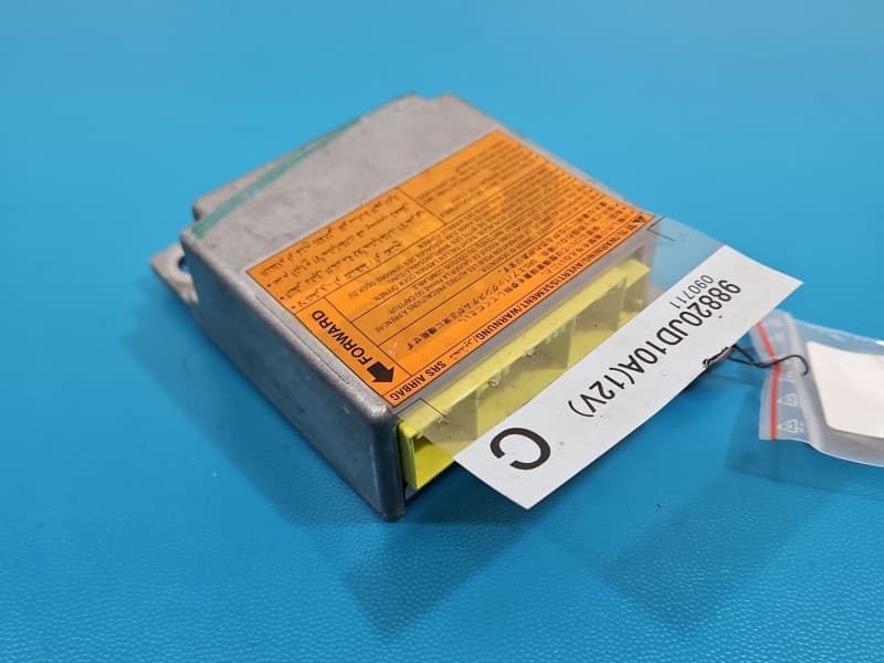 Sterownik poduszek airbag Nissan Qashqai I J10 06-13 98820JD10A