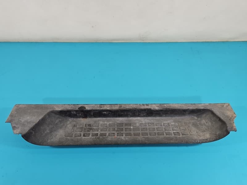 Osłona ZAŚLEPKA PLASTIK STOPIEŃ PRAWY TYŁ Toyota Proace II 16- 9808681377