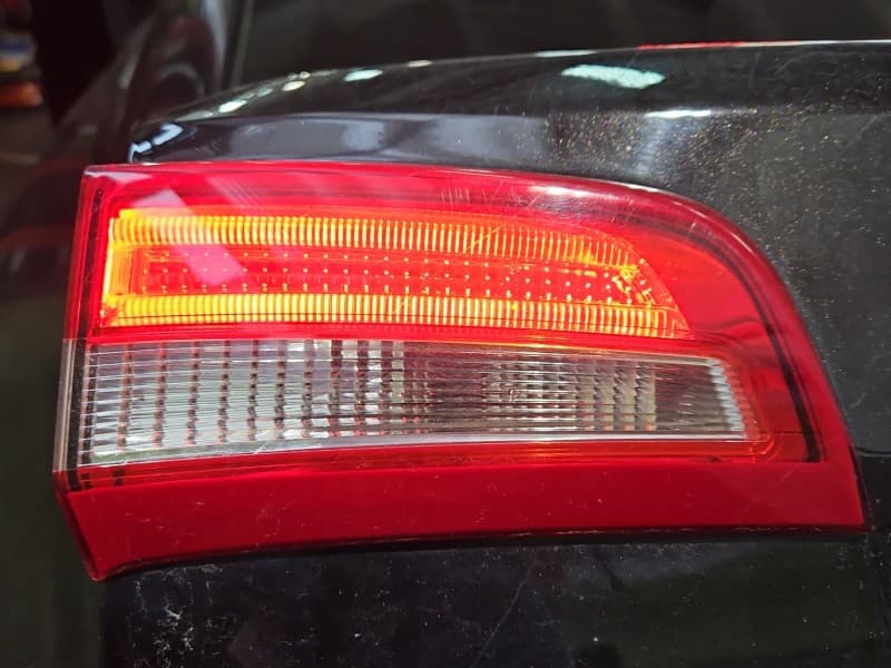 Lampa tył lewa klapy VOLVO S60 II 10- sedan EUROPA 30796271