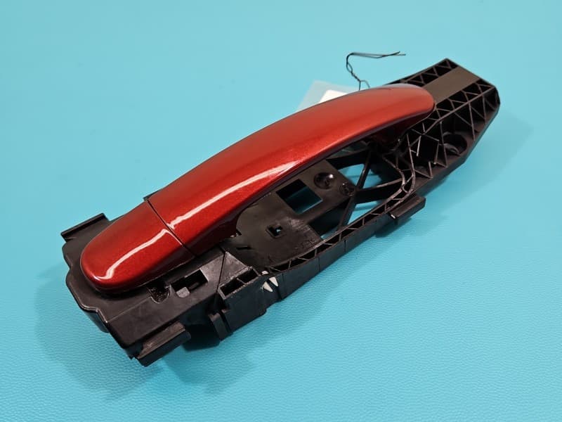 Klamka tył prawa zewnętrzna Vw Tiguan I 07- 5N0837885 bordowy LA3T