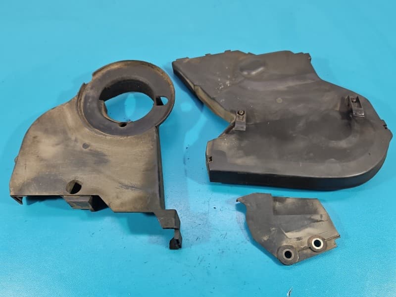 Obudowa rozrządu Vw Passat B5 1,8 T 058109175B 058109123A 058109145A