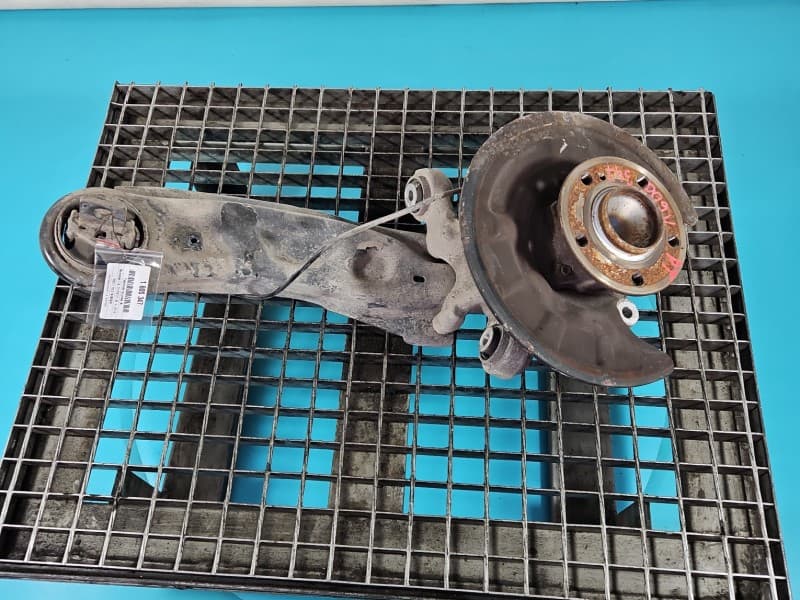 Piasta koła tył prawa zwrotnica łożysko Mercedes CLA C117 X117 1,5 CDI K9KA461