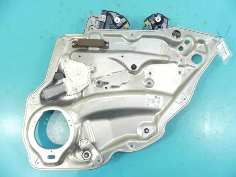 Podnośnik tył prawy SZYBY WINDA 928983102 6 pin Mercedes CLS II C218 W218 218 sedan