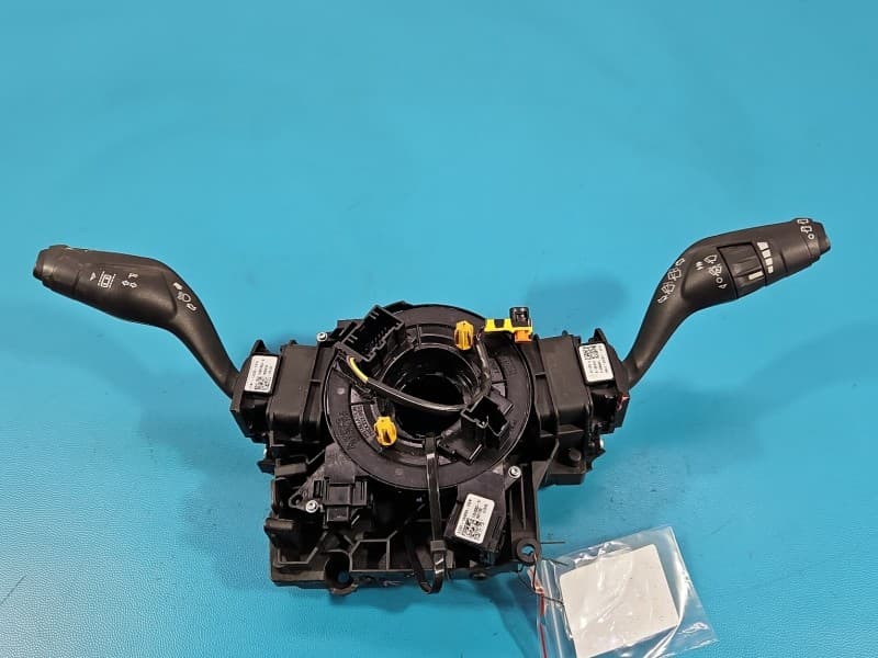 Przełącznik zespolony Ford Mondeo Mk5 DG9T-17A553-DDW
