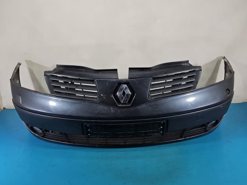 Zderzak przód przedni Renault Espace IV TEB66