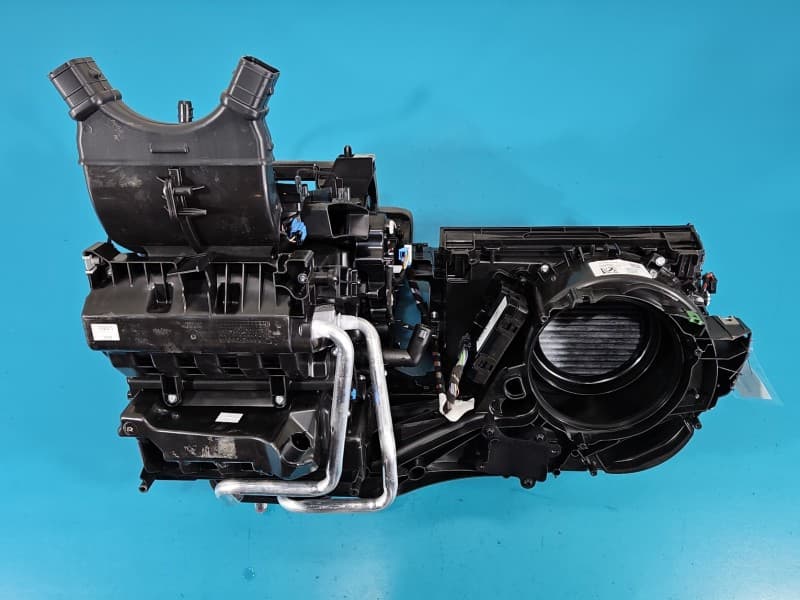 Nagrzewnica Volvo XC40 32296405 32329647 EUROPA