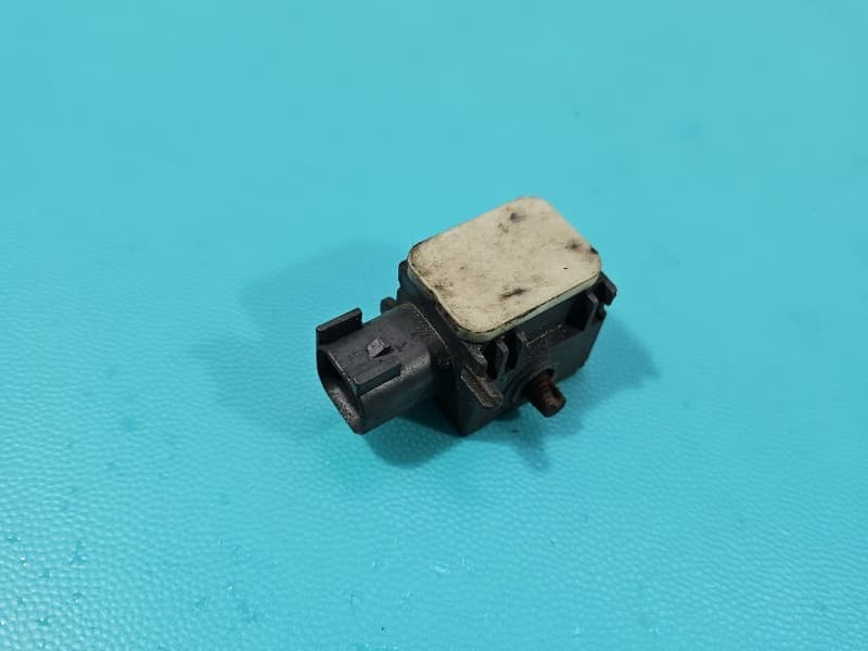 Czujnik uderzeniowy uderzenia hyundai H1 II 95920 4H000