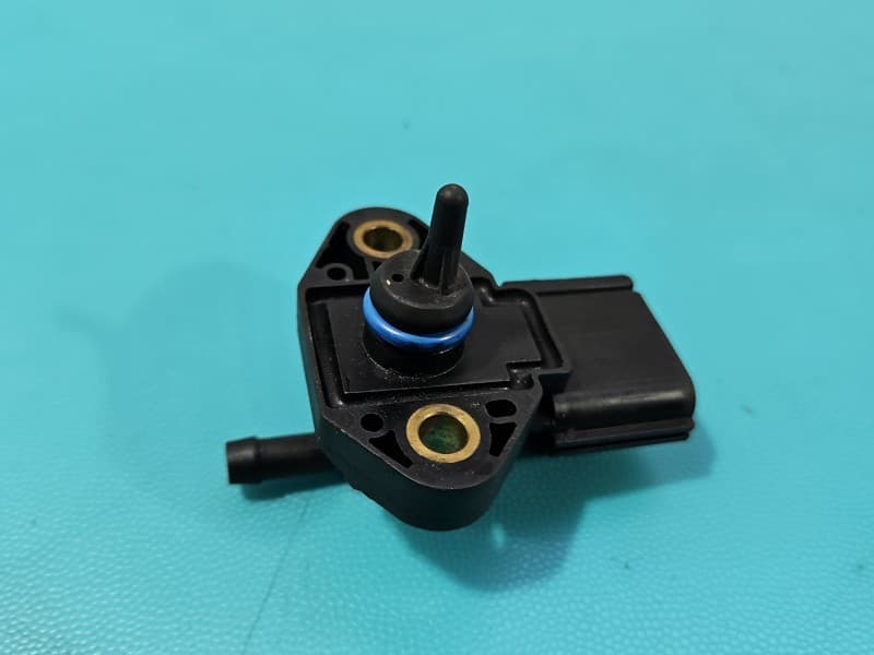 Czujnik ciśnienia paliwa regulator Ford Freestyle Taurus X 0261230093 3F2E-9G756-AD